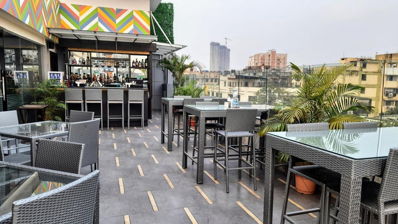 Hotel The Samilton à Calcutta Extérieur photo